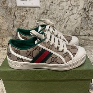 Gucci kid sneakers